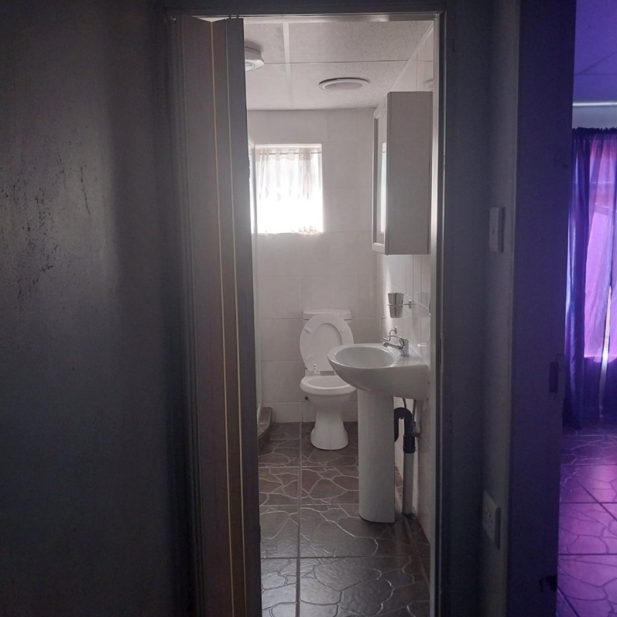 7 Bedroom Property for Sale in Carters Glen Northern Cape